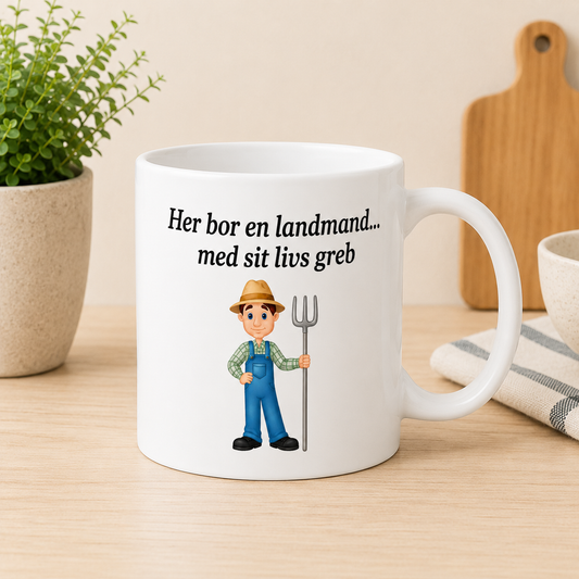 GAVEHUSET|HER BOR EN...|LANDMAND